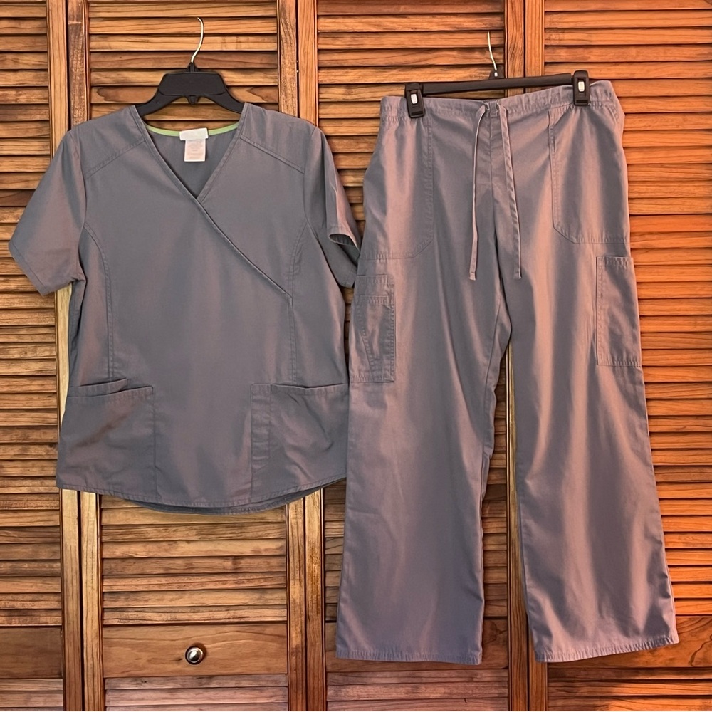 Gray Wide Leg Scrubs Set